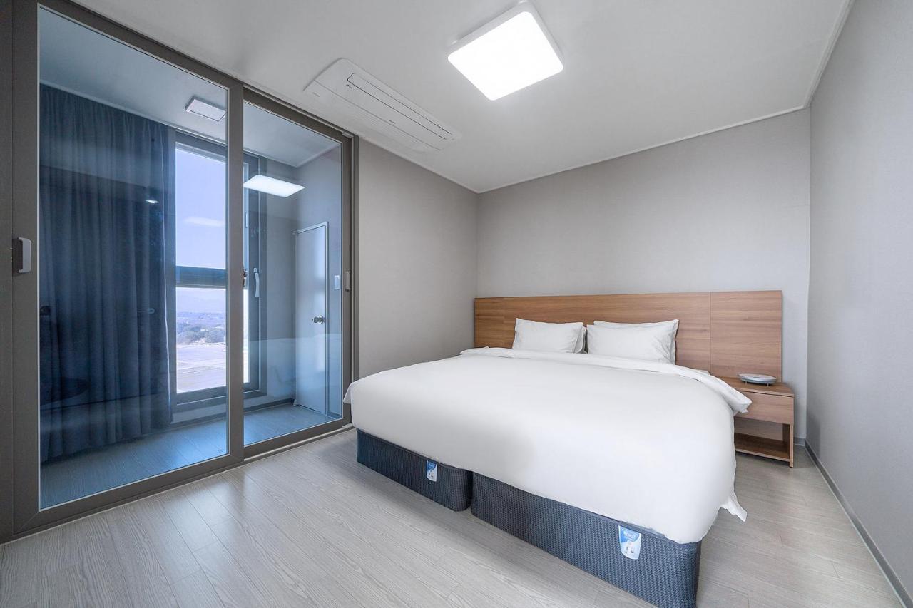 Gangneung Chonpines Ocean Suites Hotel Exterior foto