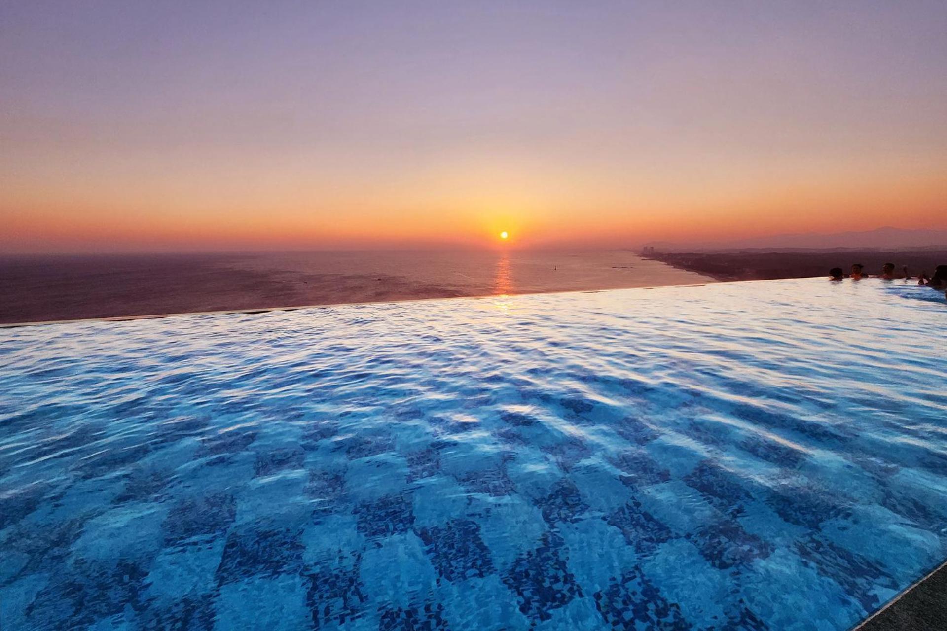 Gangneung Chonpines Ocean Suites Hotel Exterior foto