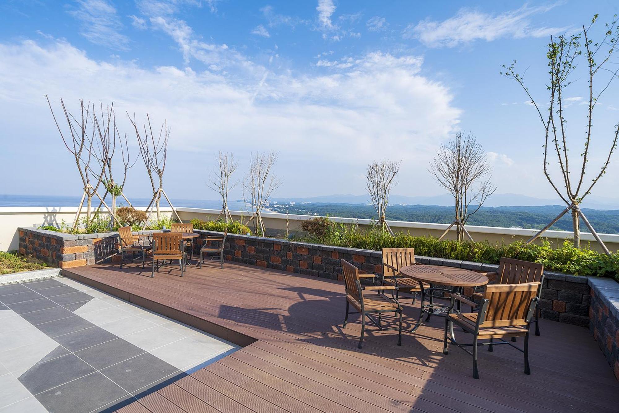 Gangneung Chonpines Ocean Suites Hotel Exterior foto