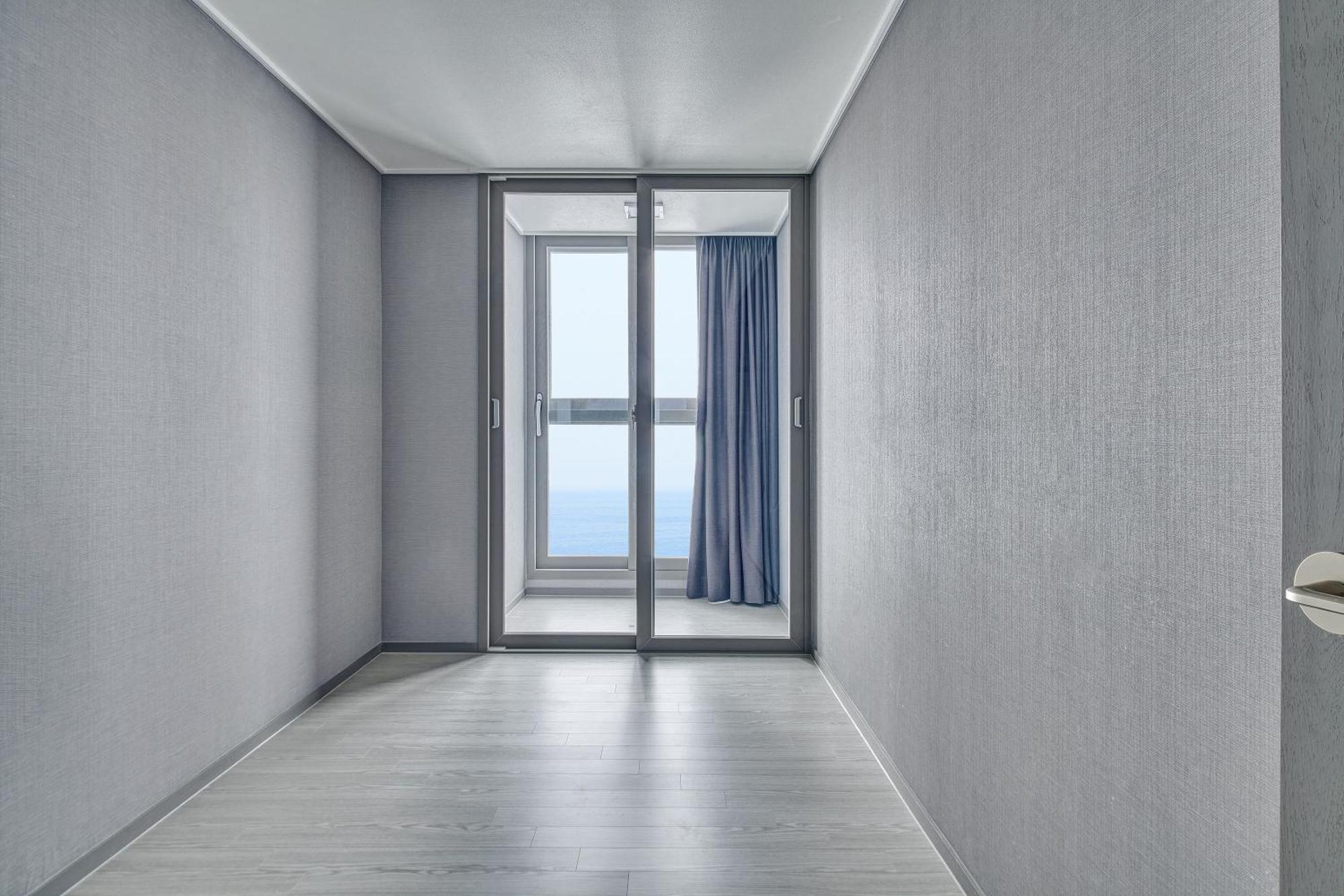 Gangneung Chonpines Ocean Suites Hotel Exterior foto