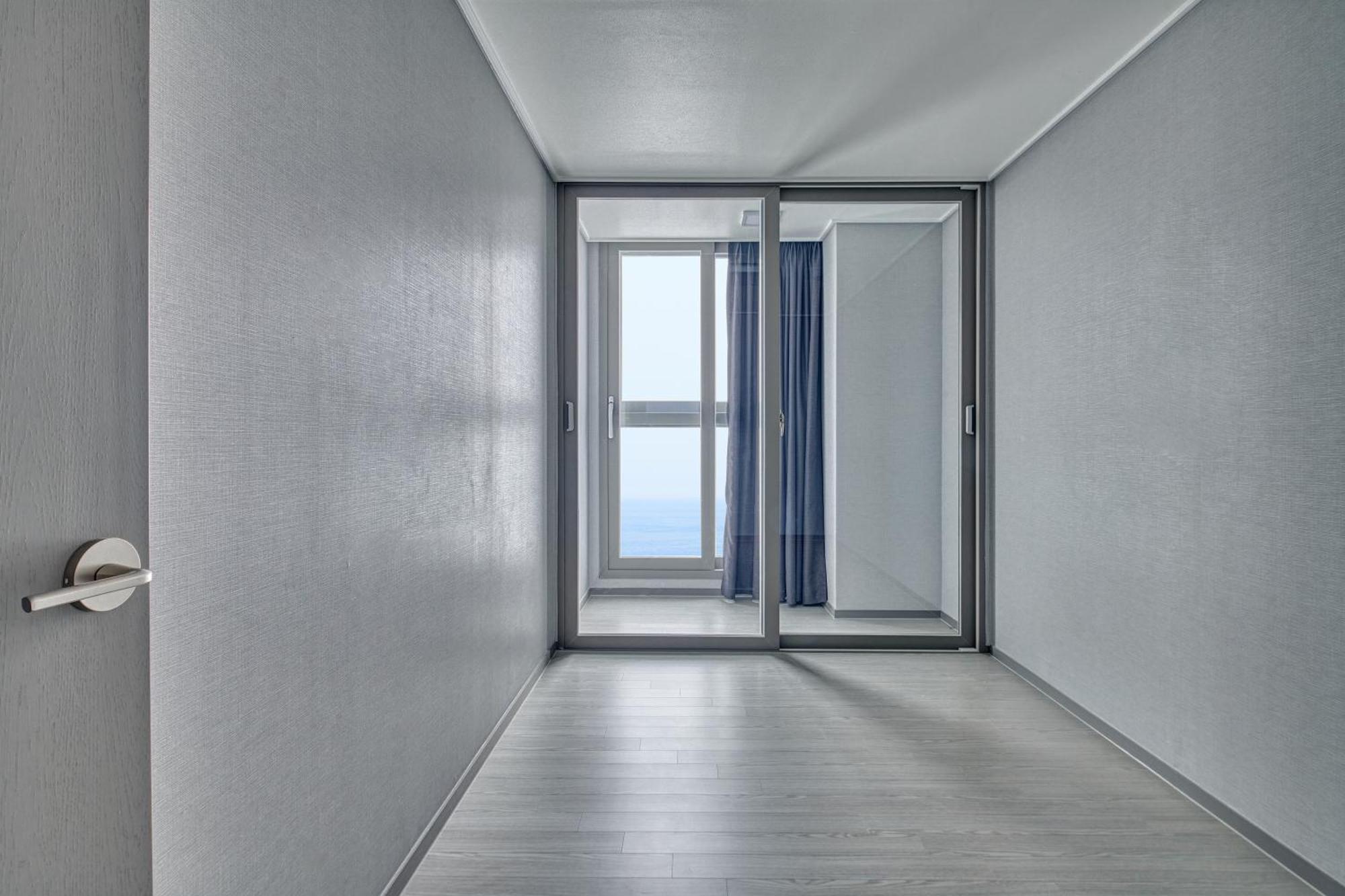 Gangneung Chonpines Ocean Suites Hotel Exterior foto